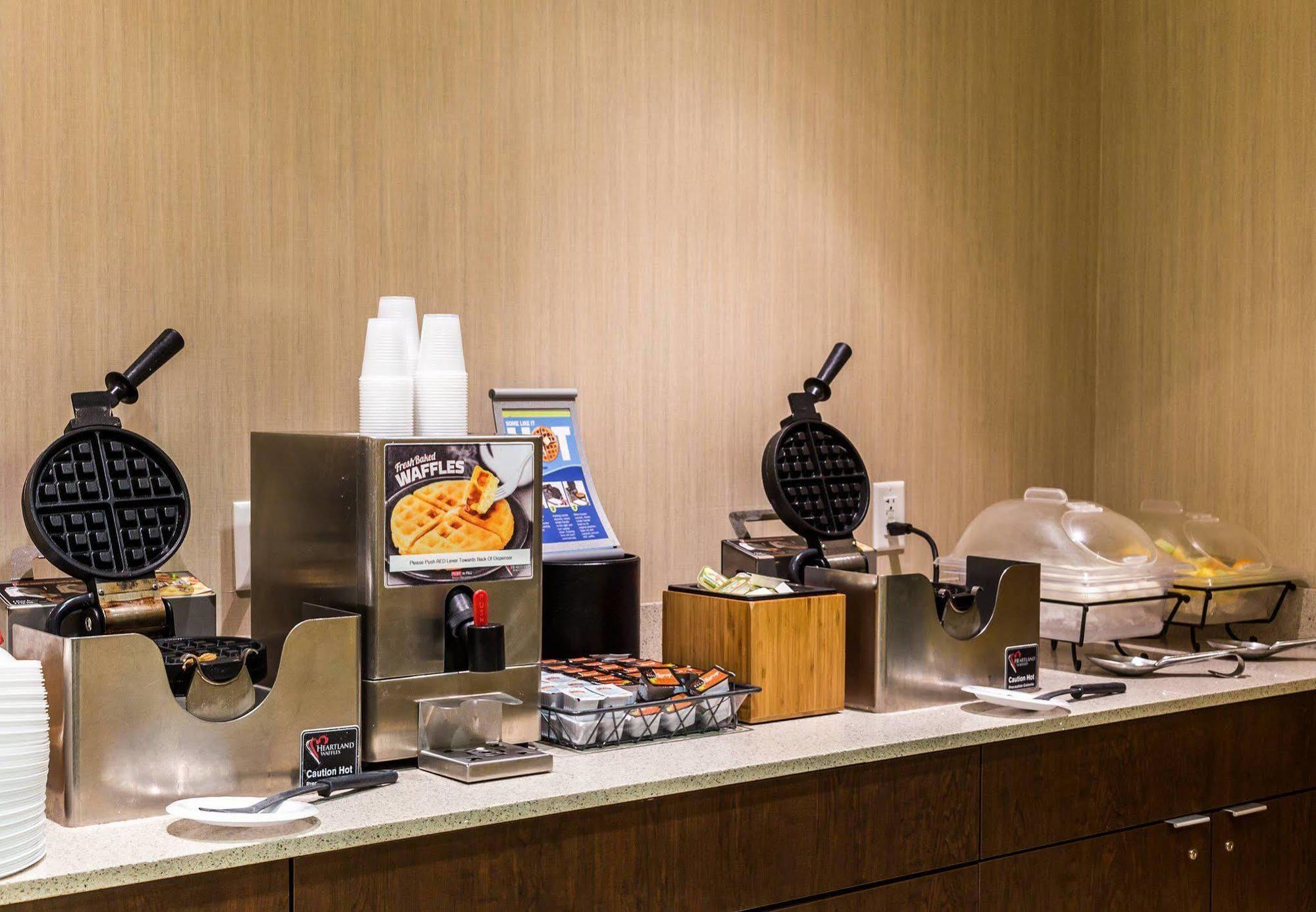 Fairfield Inn & Suites By Marriott Harrisburg West/New Cumberland Bagian luar foto