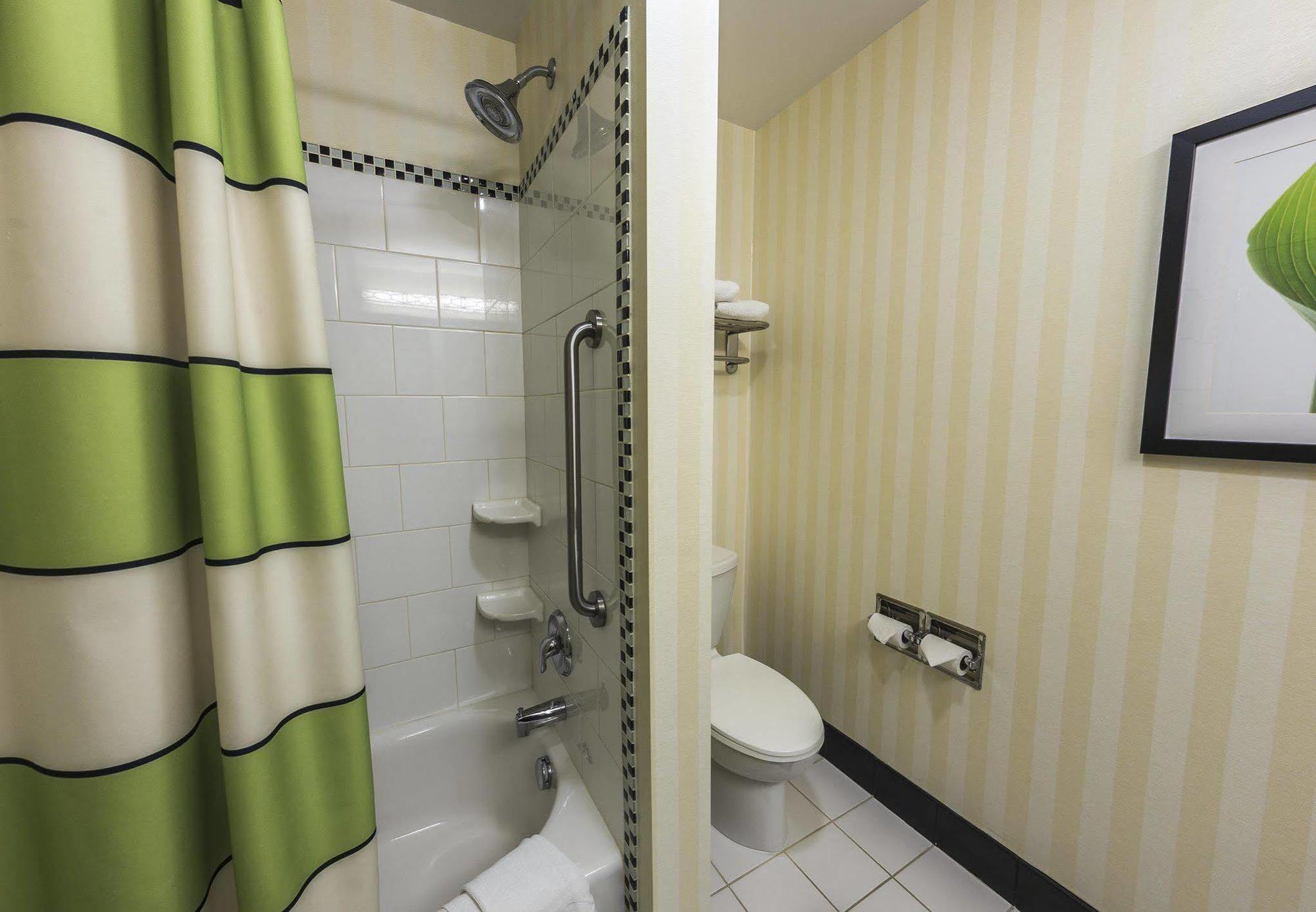 Fairfield Inn & Suites By Marriott Harrisburg West/New Cumberland Bagian luar foto