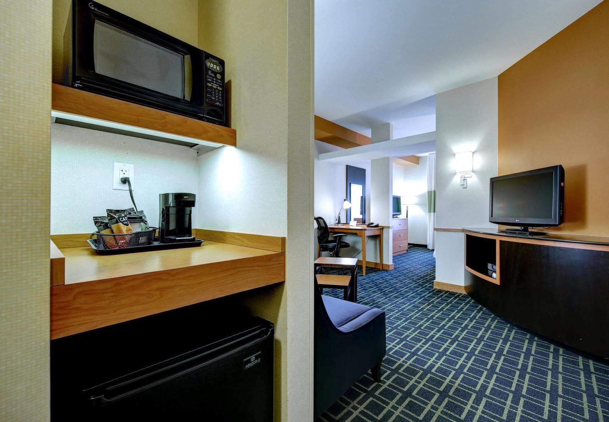Fairfield Inn & Suites By Marriott Harrisburg West/New Cumberland Bagian luar foto